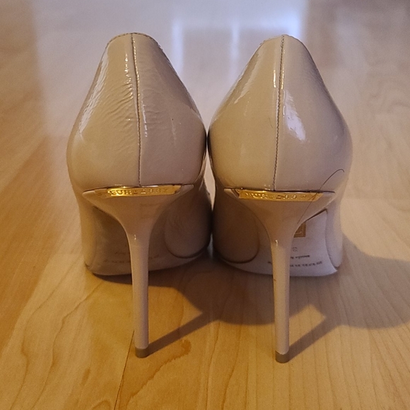 (CCO!)‼️PRICE TO SELL🌷🌷 BURBERRY - Kensel Pump 🌷🌷 - Picture 4 of 11